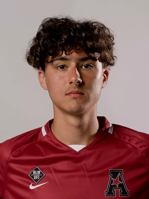 Luka Kozomara Headshot