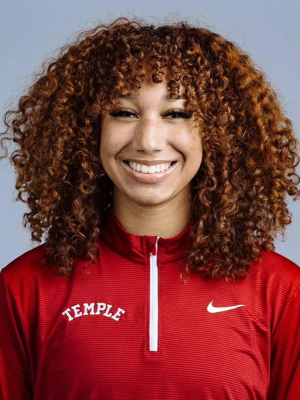 Fiona Carter Headshot