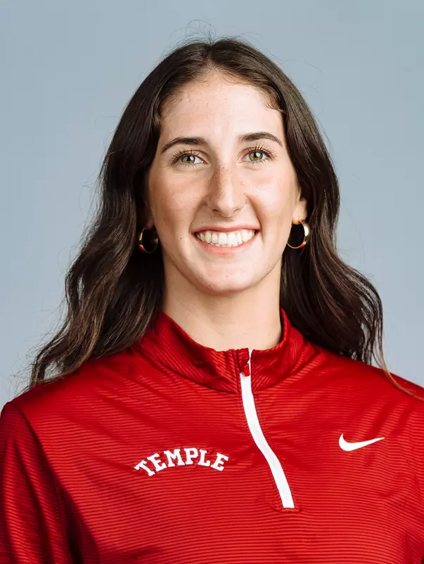 Nicole Castor Headshot