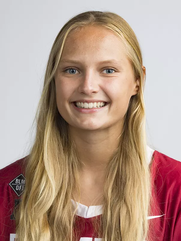 Val Cradler Headshot