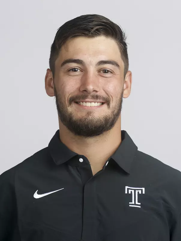 Lukas Fernandes Headshot