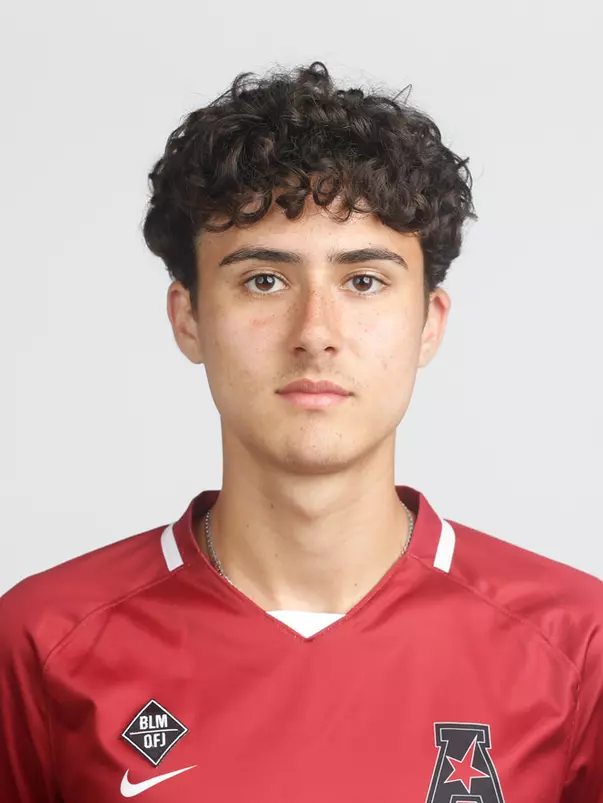 Luka Kozomara Headshot