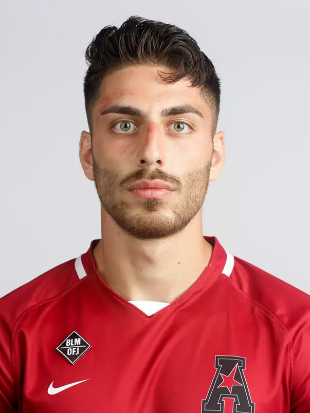 Elyad Shojaei Headshot