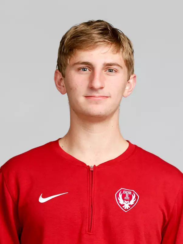 Henry Skupien Headshot