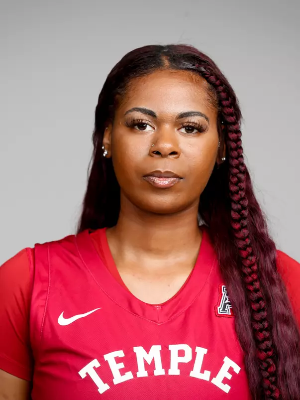 Rayne Tucker Headshot