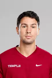 Henrique Headshot