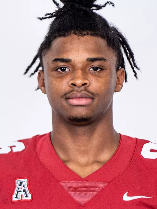 Xavier Irvin headshot