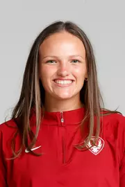 Lily Bielinksi Headshot
