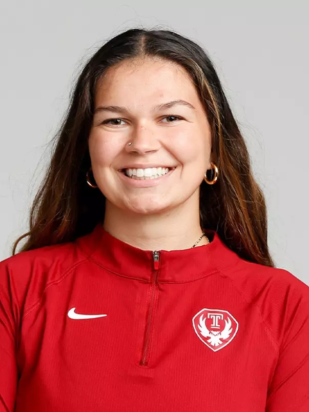 Hannah Klein Headshot