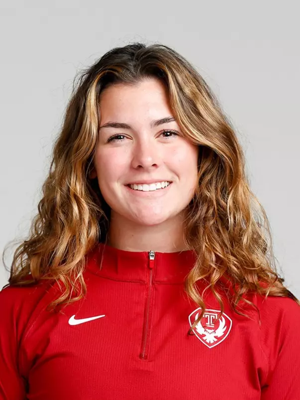 Samantha Schuberth Headshot