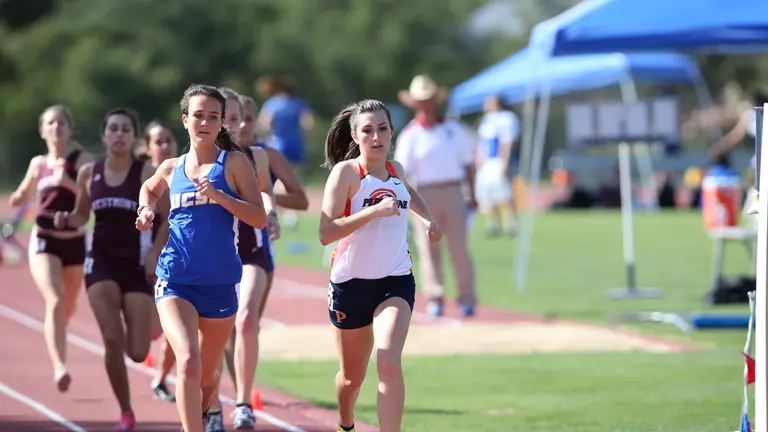 Waves Through First Day of North Florida Invitational