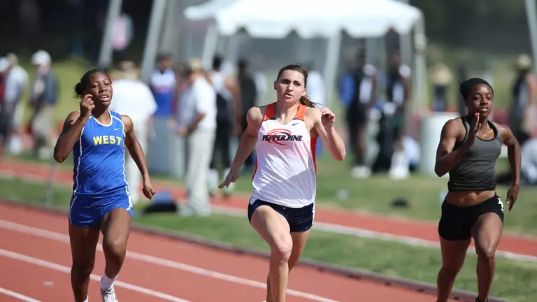 Track Teams Compete at Cal State L.A. Invitational