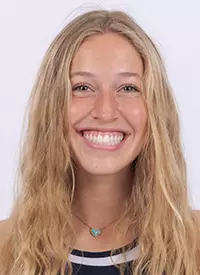 Alexa Wright headshot