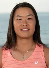 Janice Tjen headshot