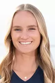 McKenna Thomas Headshot