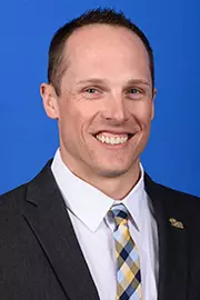 Rhen Vail