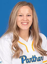 Bailey Drapola Headshot