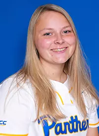 Makenzie Stiles Headshot