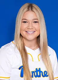 Sarah Seamans Headshot