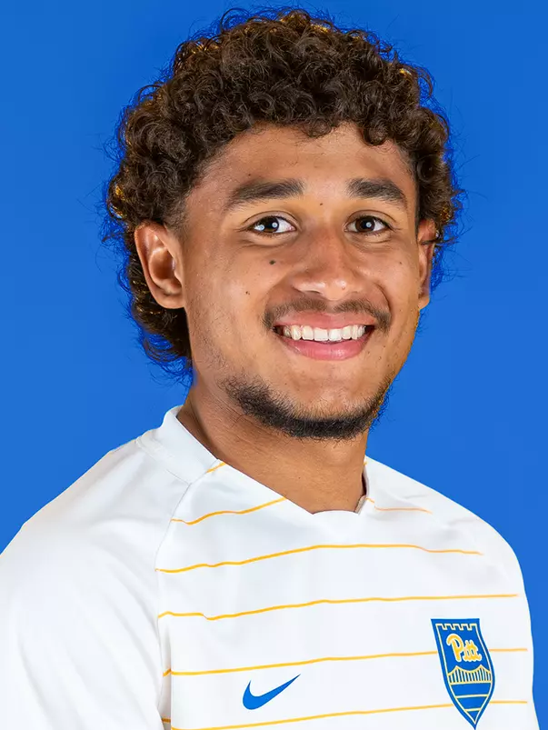 Santiago Ferreira headshot