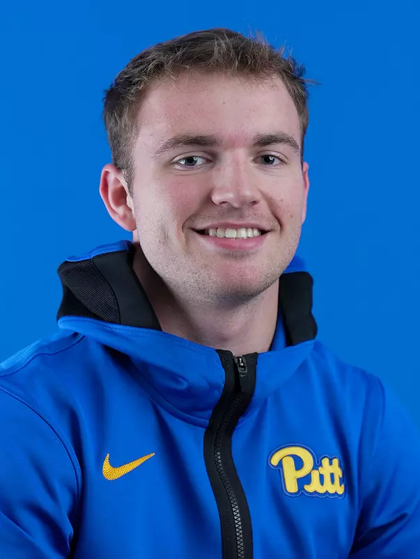 Headshot of Ethan Radio