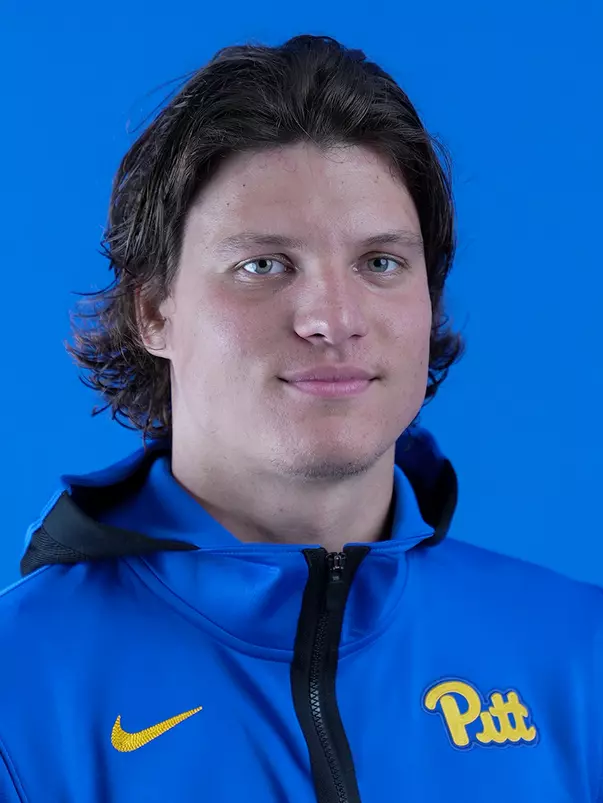 Headshot of Krzysztof Radziszewski