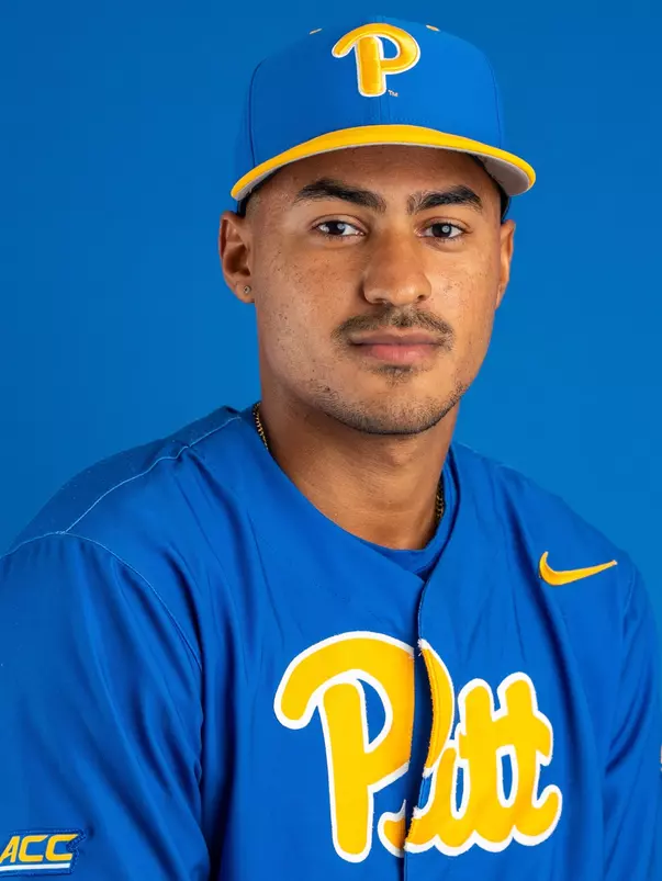 Erubiel Candelario Headshot