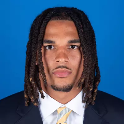 Davin Brewton headshot