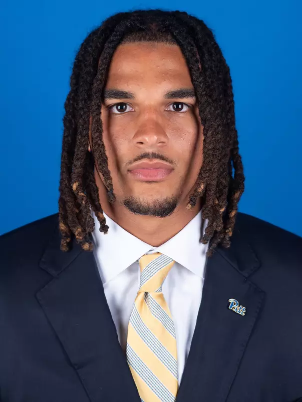Davin Brewton Headshot