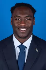 Caleb Holmes Headshot