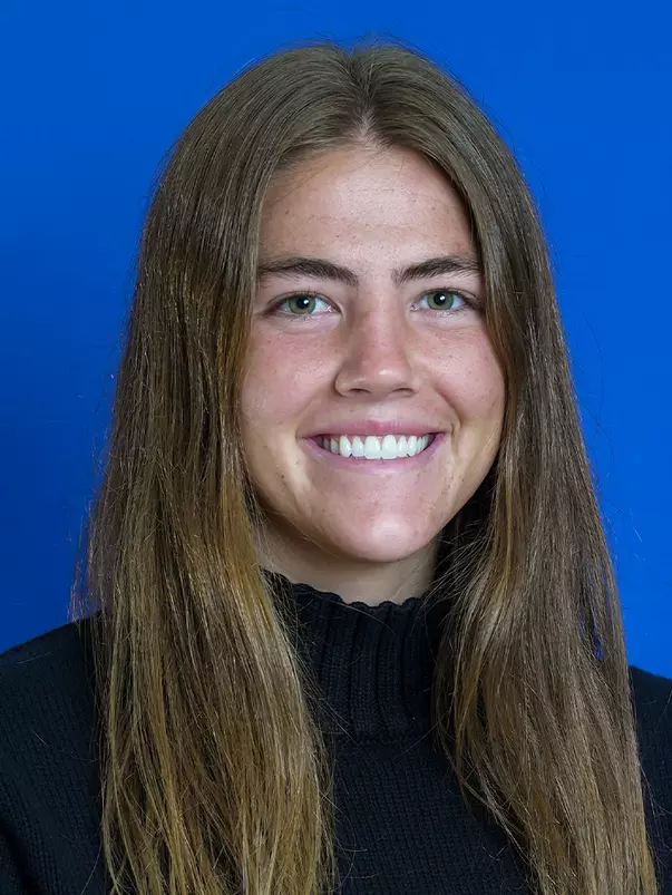 Headshot of Assistant Coach Ashton Gordon