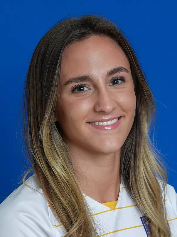 Headshot of Ashley Moon