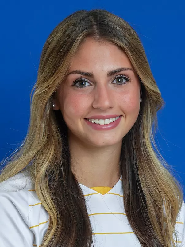 Headshot of Sarah Schupanksy