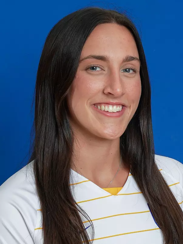 Headshot of Bailey Wagenknecht