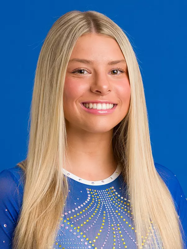 Headshot of Olivia Guinuta