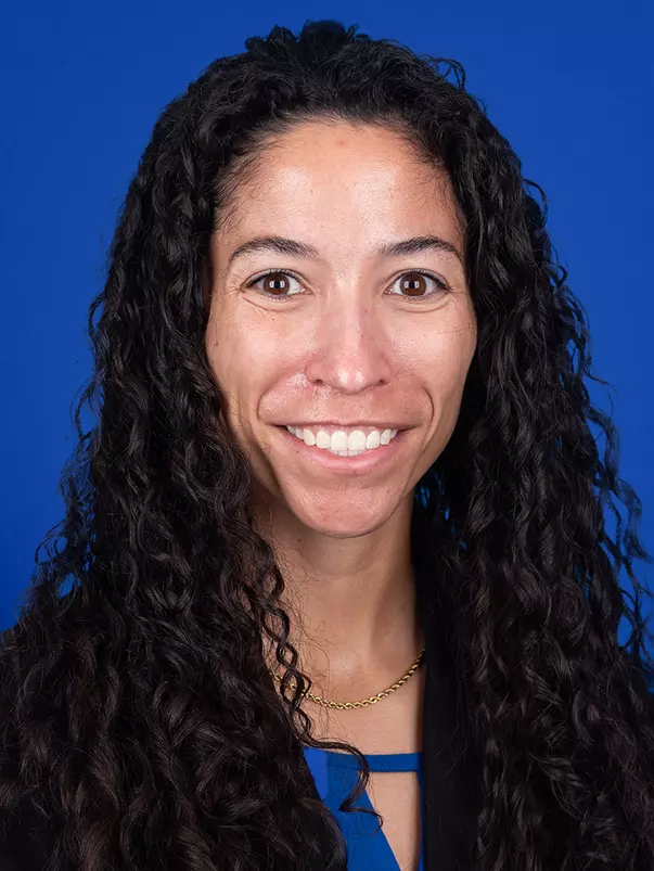 Headshot of Alison Maddox
