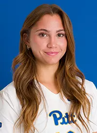 Lilly Comello Headshot