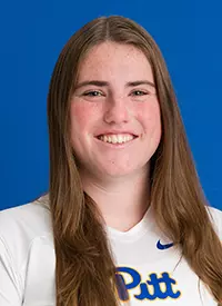 Maggie Long Headshot