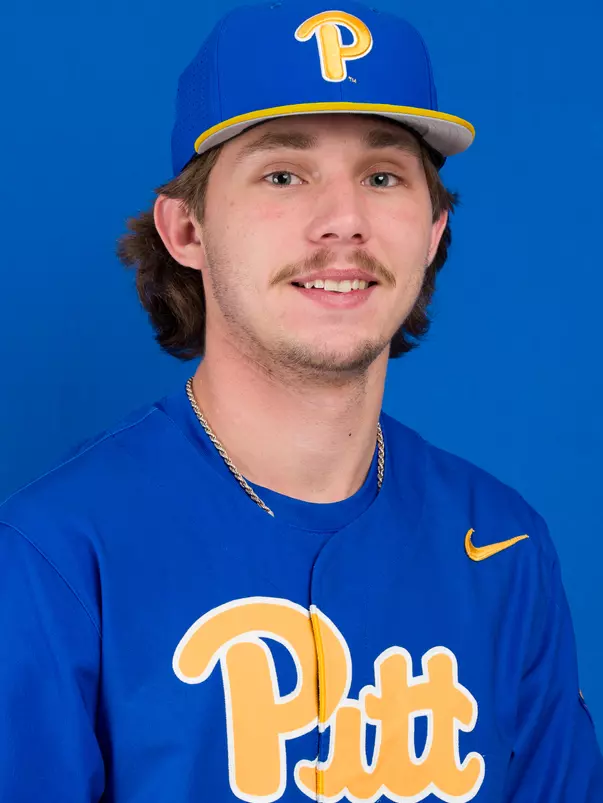 Gavin Chillot Headshot