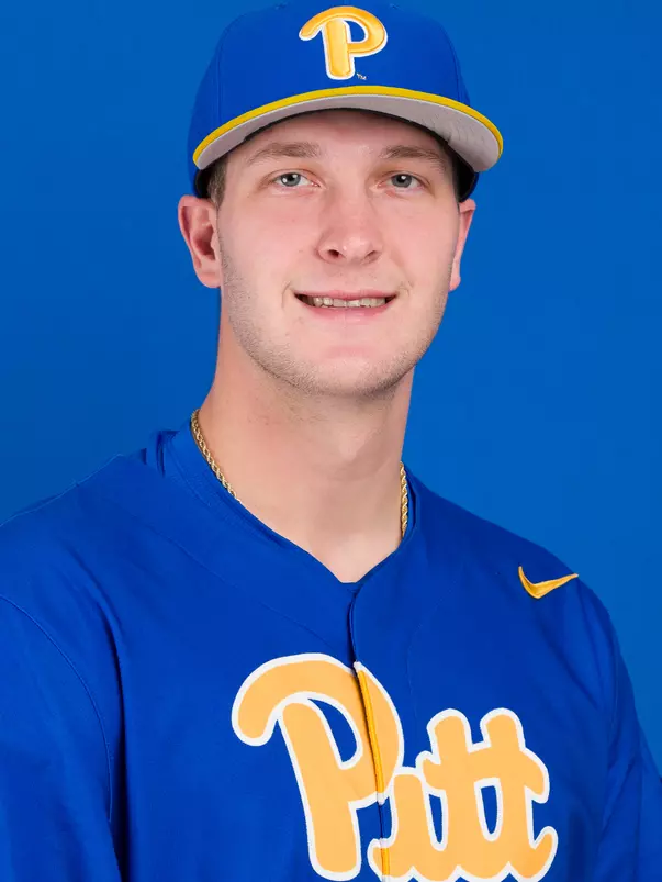 Andrew Luczak Headshot