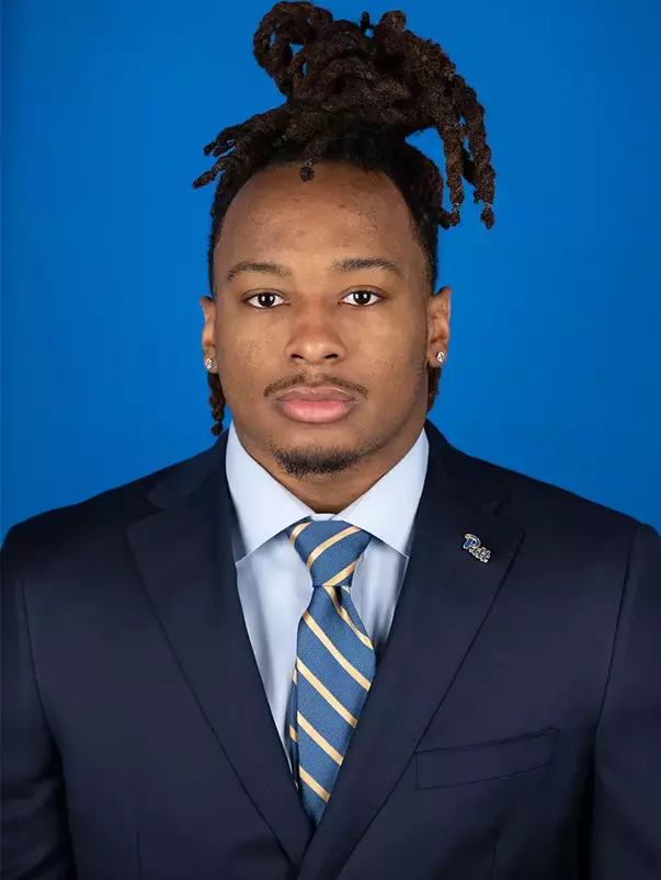 Kyle Louis Headshot