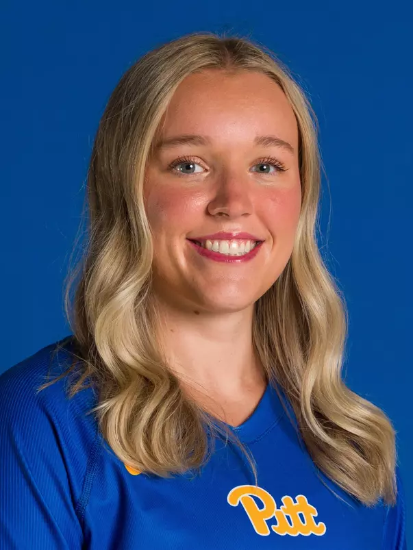 Brooke Mosher Headshot