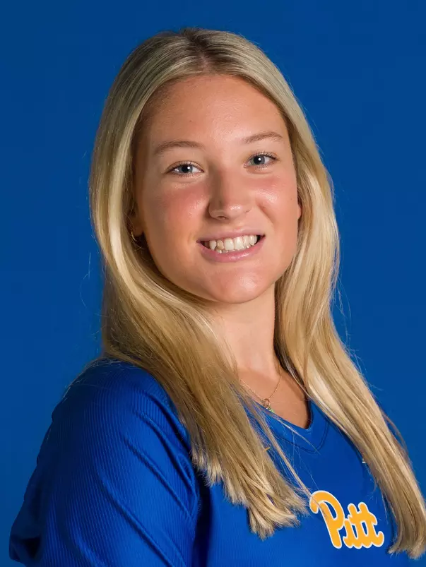 Mallorie Meyer Headshot