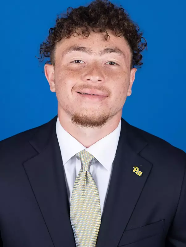 Valdez Stuvaints Headshot 2025