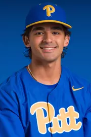 Julian Irizarry Headshot