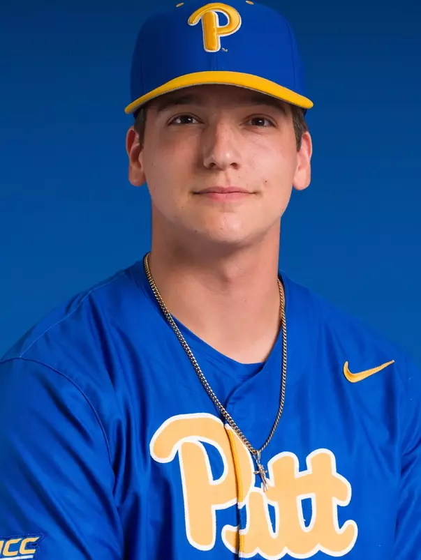 Vincent Spizzuoucco Headshot