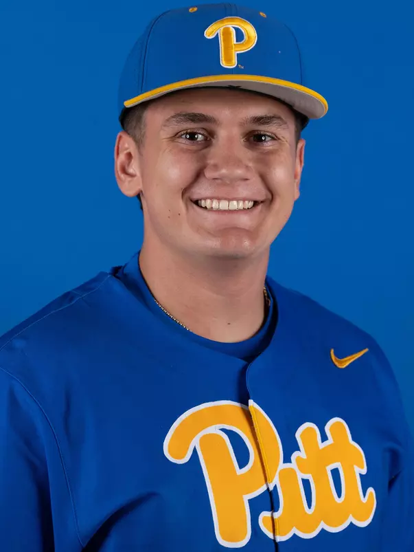 Carter David Headshot