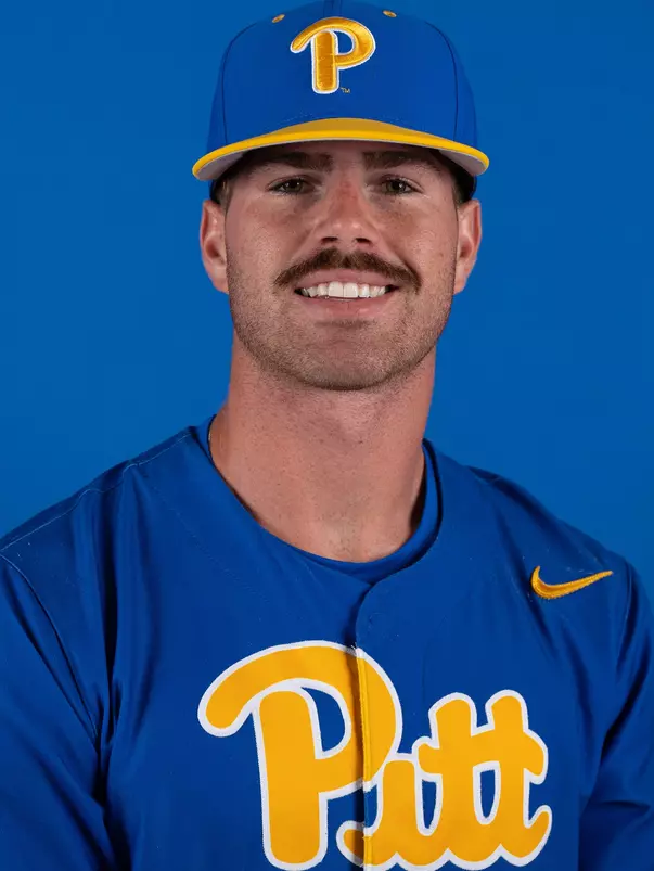 Carter Groen Headshot