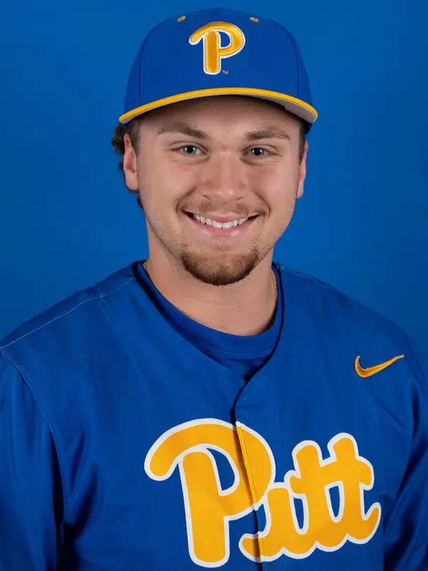 Owen Rozzi Headshot