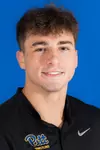 Headshot of Vince Bouzakis